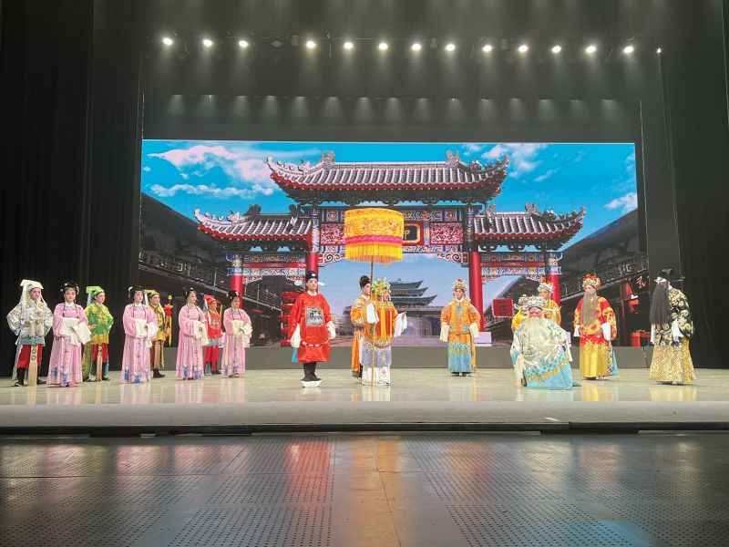 益陽市花鼓戲劇團有限公司,湖南省花鼓戲演出,湖南大型現代花鼓戲